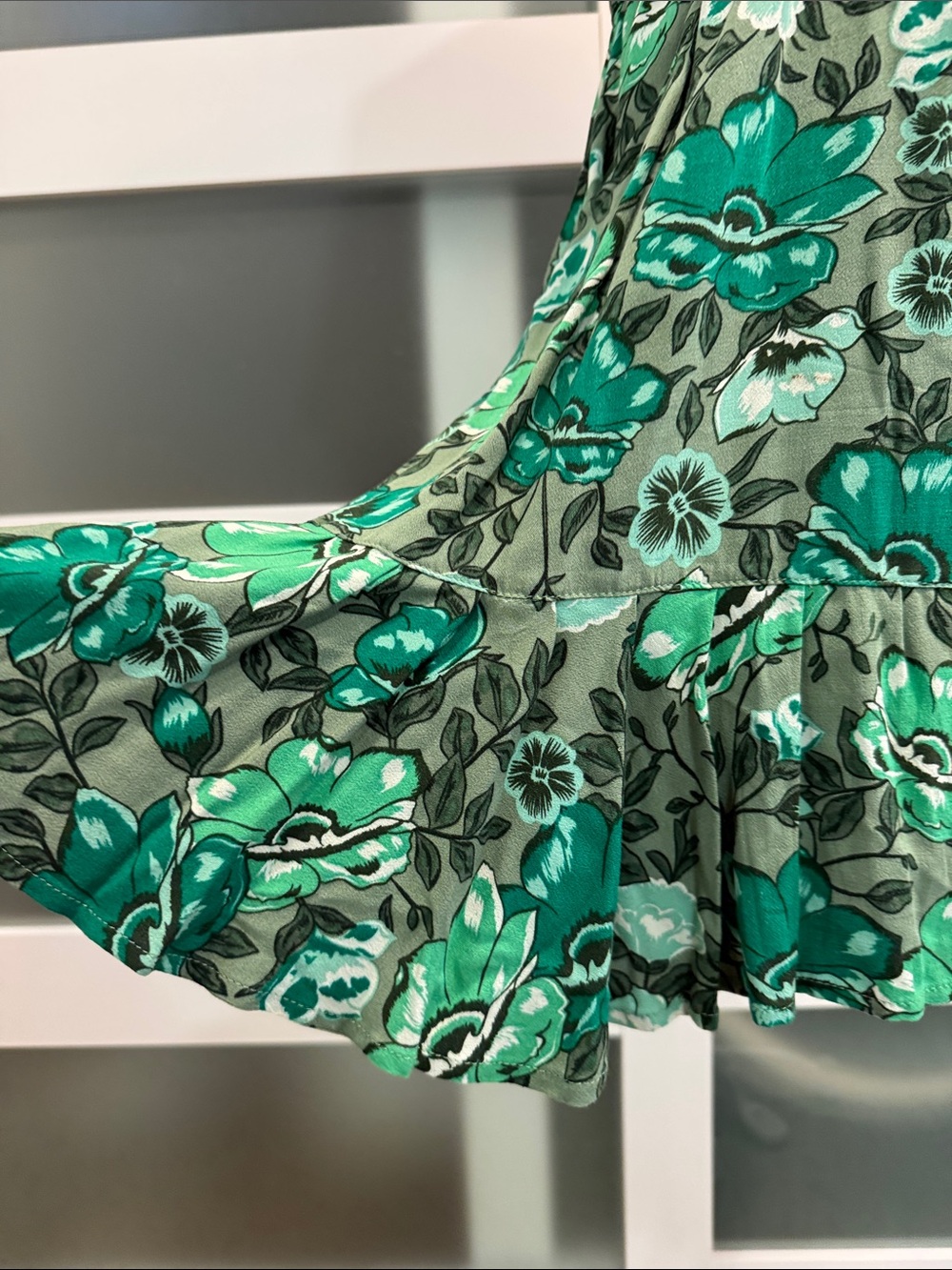 Spell Green flouncy Summer Floral Wrap Mini Dress in Medium - Picture 10 of 17